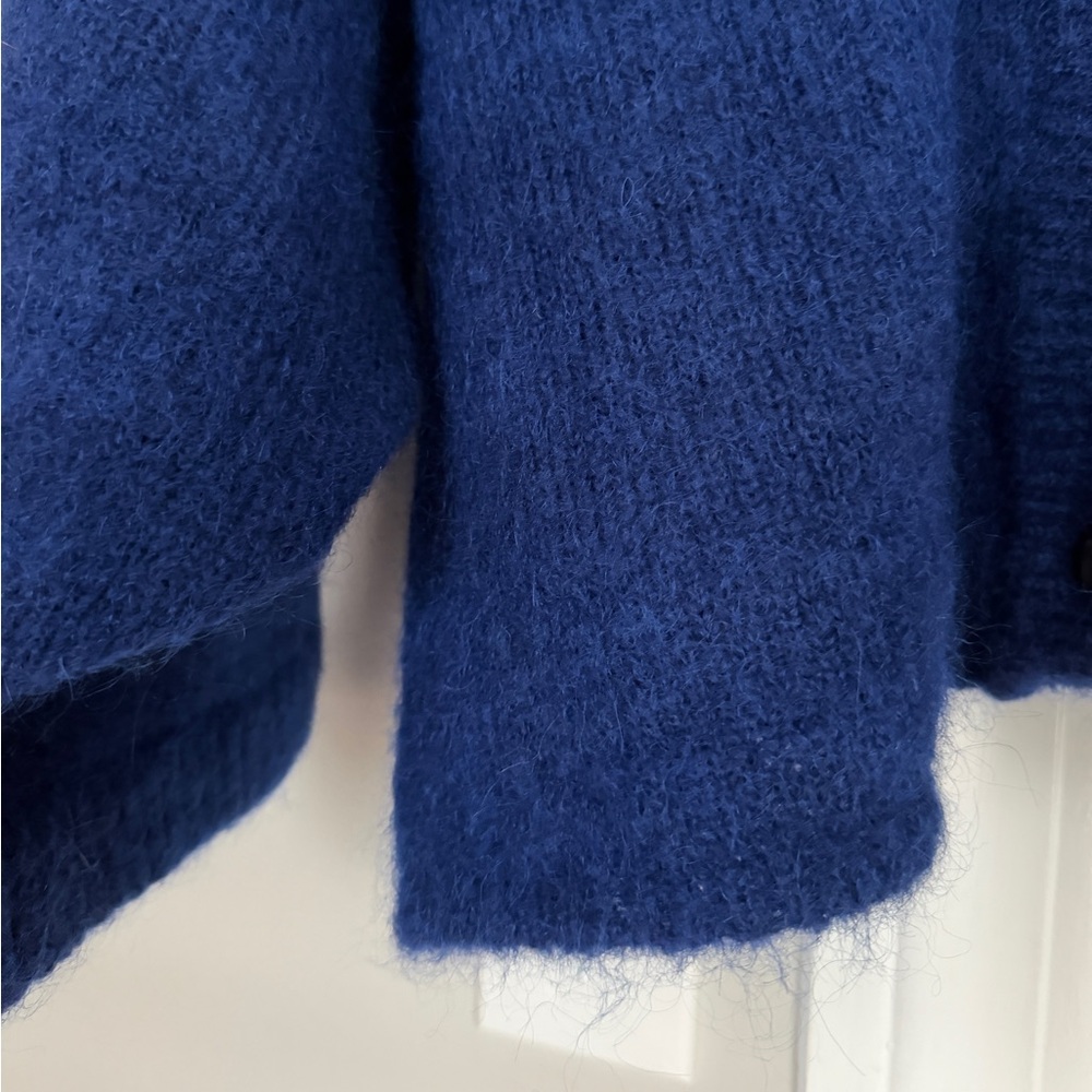 American Vintage Official Blue Mohair V-neck Cropped Cardigan - Picture 3 of 7